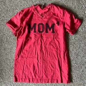 mom 4  t-shirt